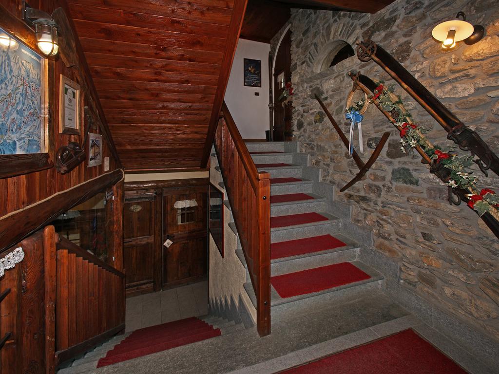 Chalet Chez Nous Oulx المظهر الخارجي الصورة